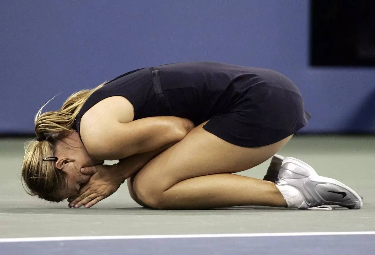 PG游戏-莎拉波娃意外战胜巴黎圣日耳曼，比赛局势复杂引爆全场！比赛高潮迭起的简单介绍