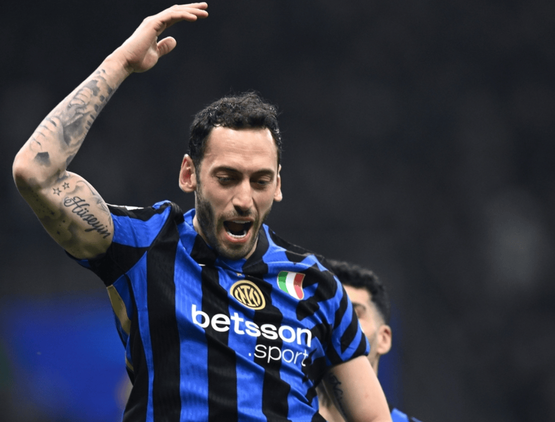 赛地聚焦——意甲赛后热度飙升,费耶诺德再遭质疑,更衣室稳定,赛季目标并未改变的简单介绍 赛地聚焦——意甲赛后热度飙升,费耶诺德再遭质疑,更衣室稳定,赛季目标并未改变的简单介绍