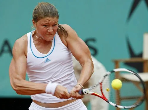 穆古鲁扎爆冷击败美国队,关键助攻引爆全场!的简单介绍 穆古鲁扎爆冷击败美国队,关键助攻引爆全场!的简单介绍